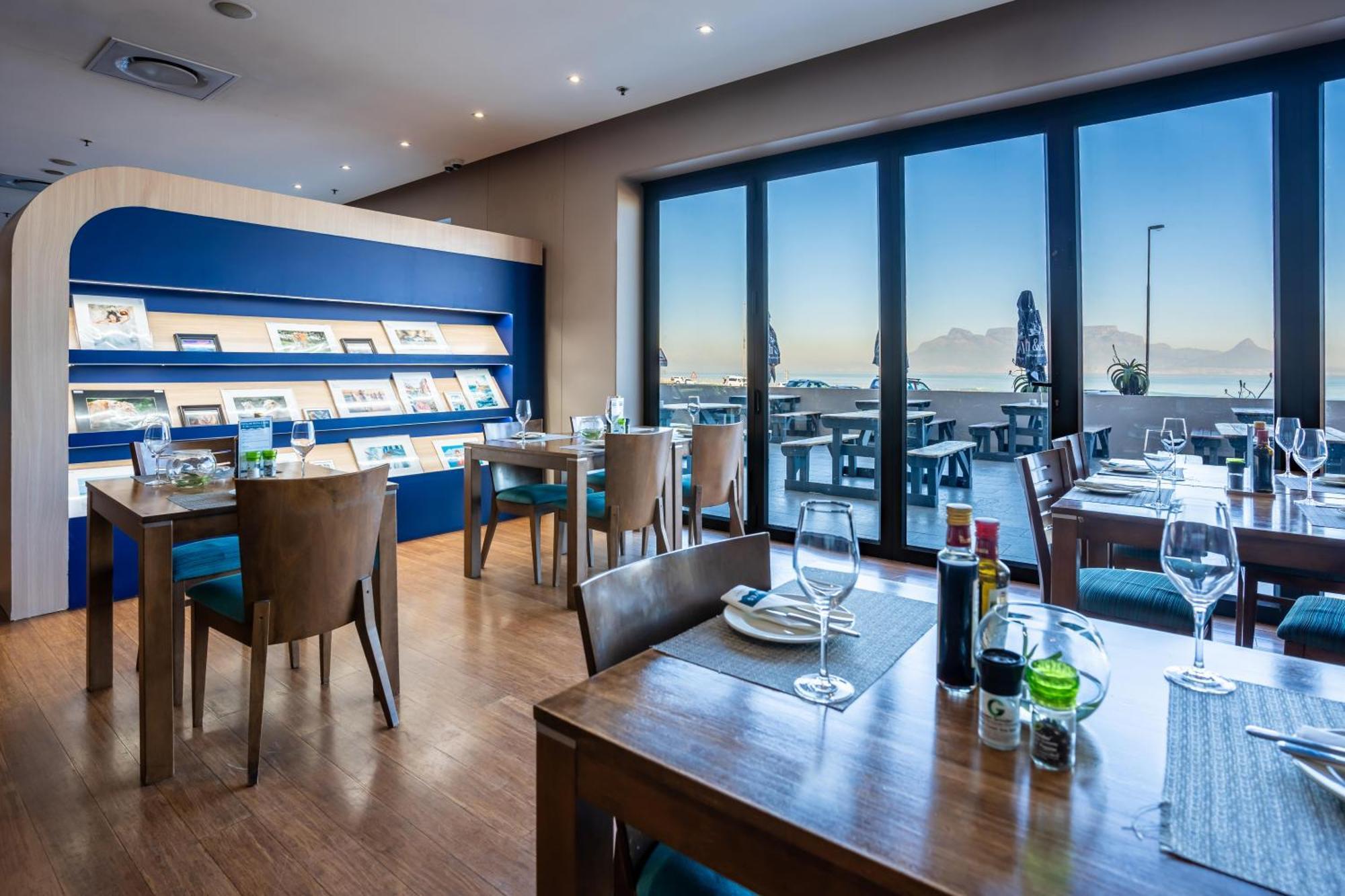 Blaauwberg Beach Hotel Bloubergstrand Εξωτερικό φωτογραφία