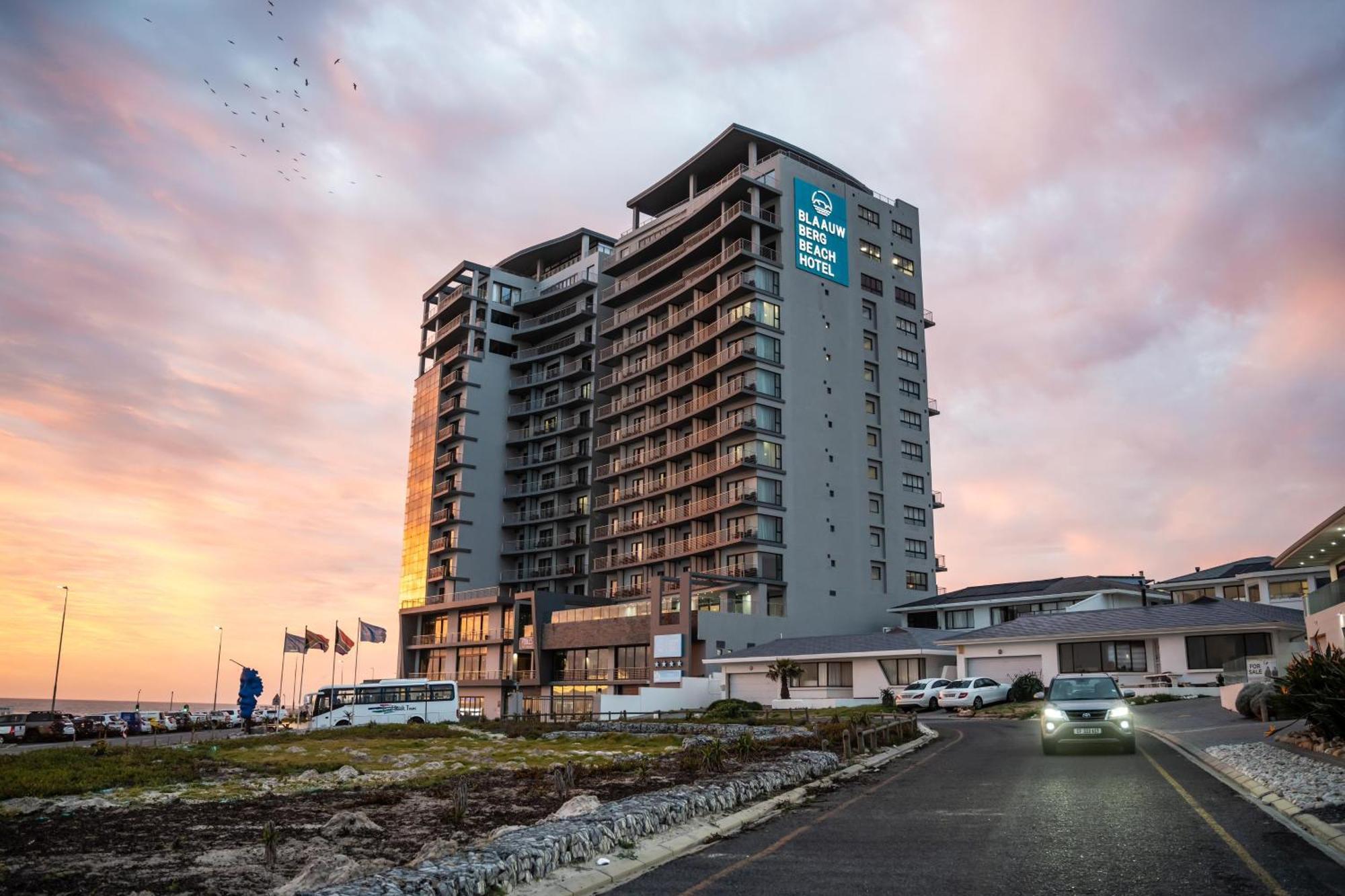 Blaauwberg Beach Hotel Bloubergstrand Εξωτερικό φωτογραφία