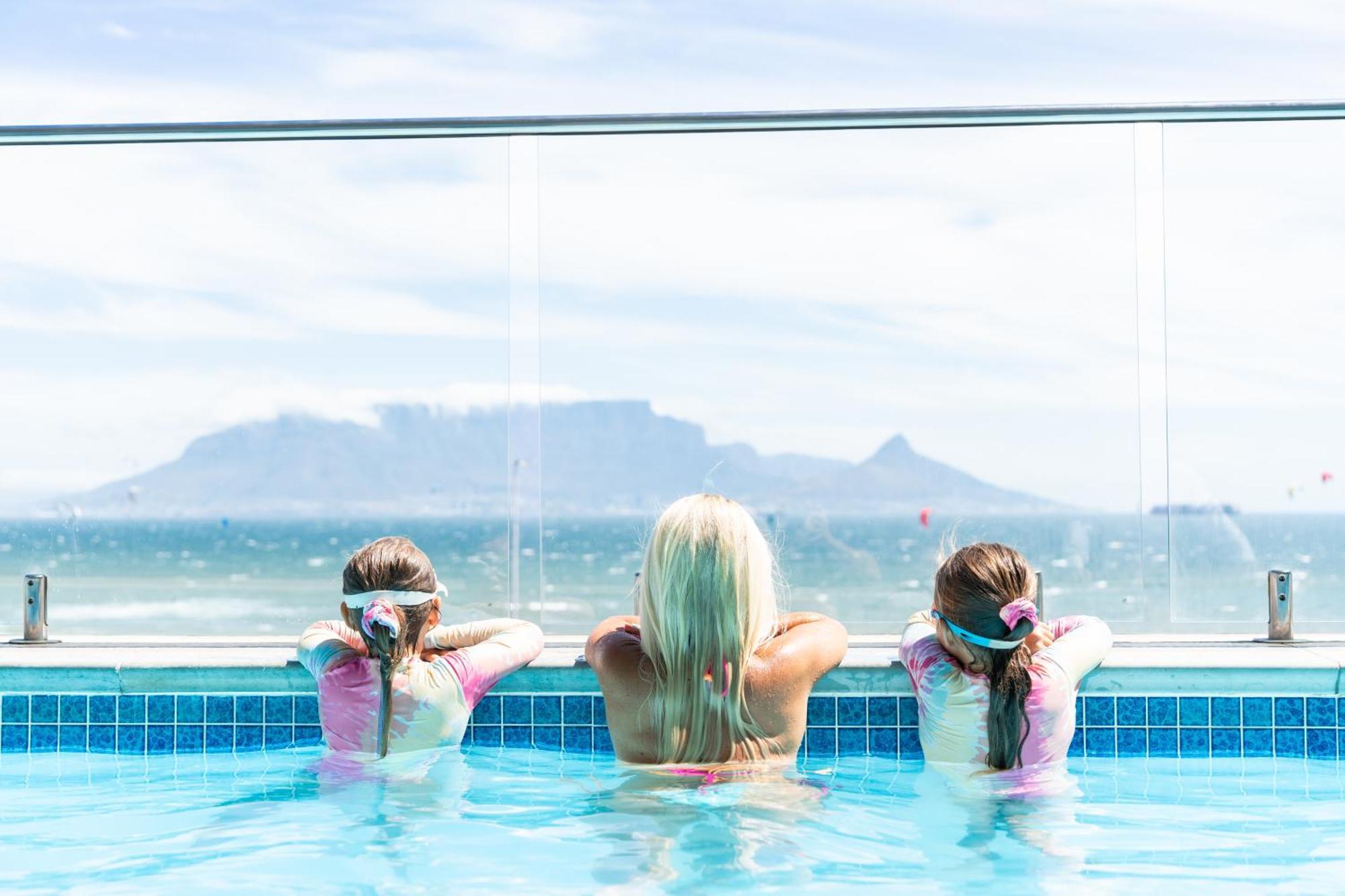 Blaauwberg Beach Hotel Bloubergstrand Εξωτερικό φωτογραφία